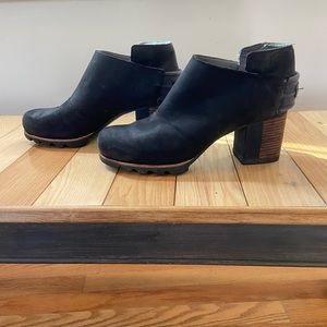 Sorel heeled bootie